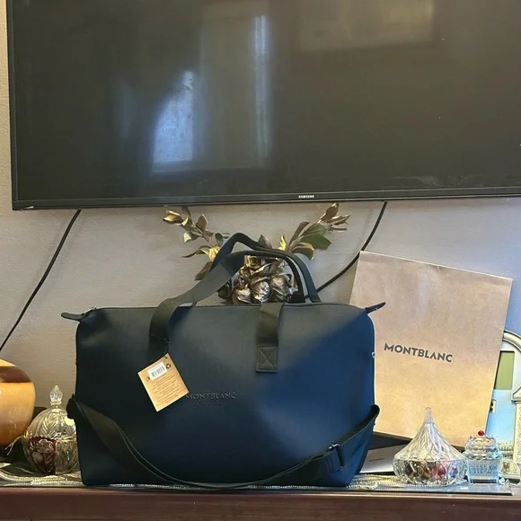 MONTBLANCduffel bagnew